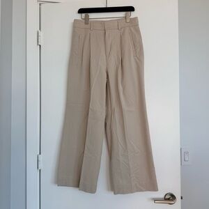 Everlane • Draper Pleated Pant